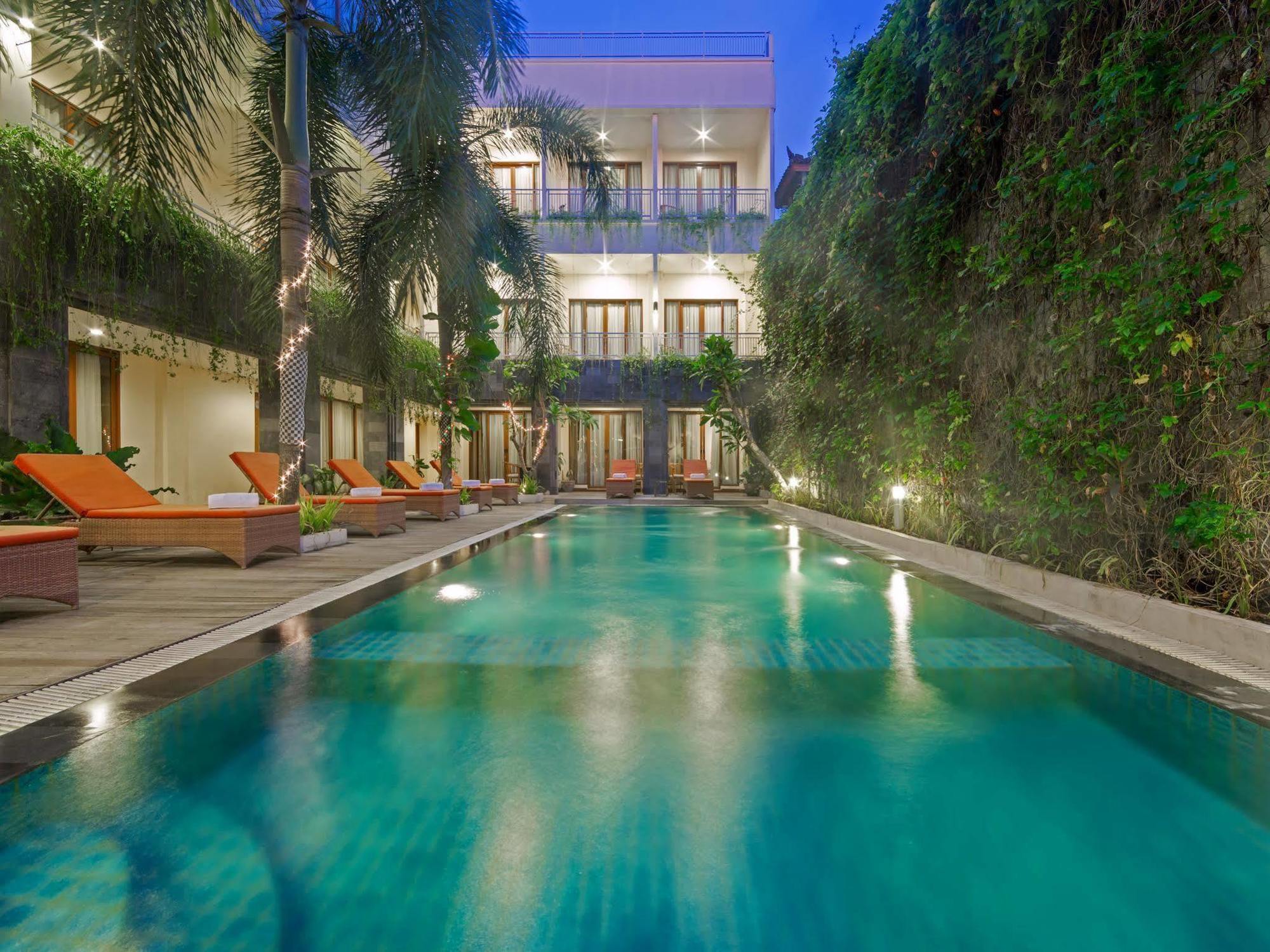 Vihan Suites Bali Kuta  Exterior photo