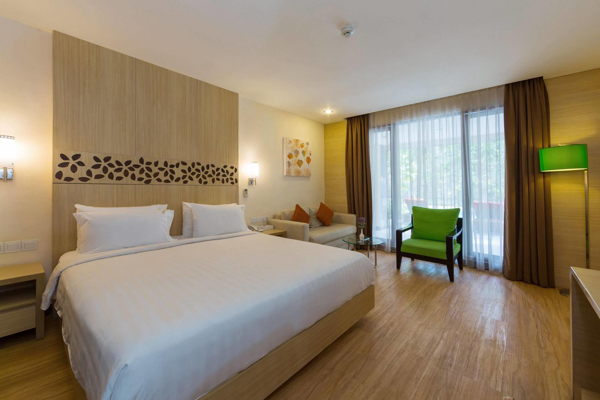 Vihan Suites Bali Kuta  Exterior photo