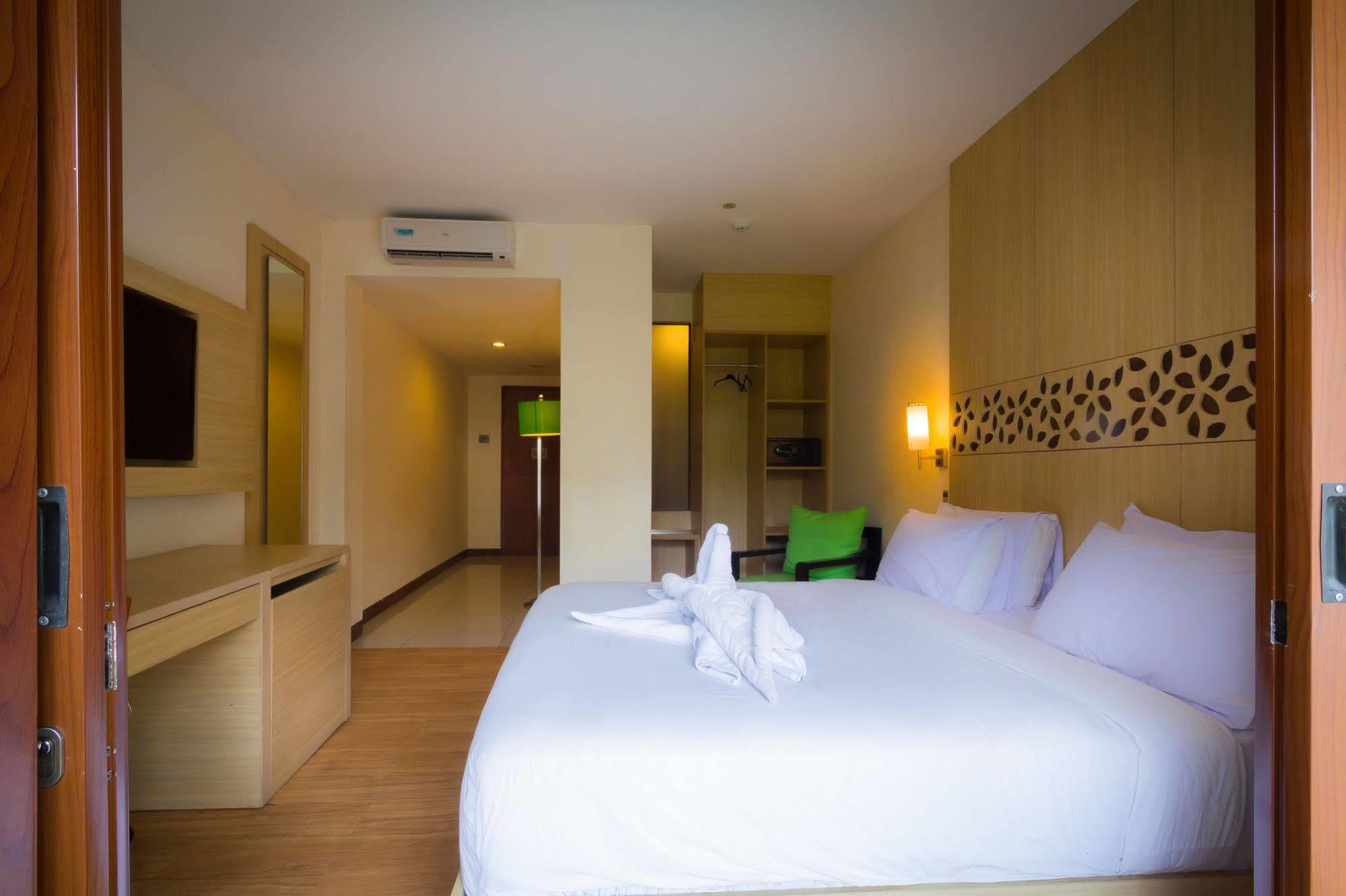 Vihan Suites Bali Kuta  Exterior photo