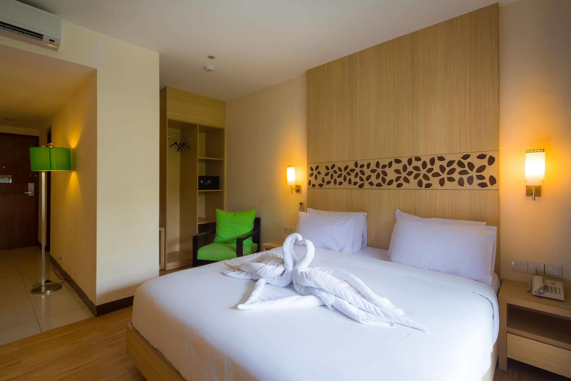 Vihan Suites Bali Kuta  Exterior photo